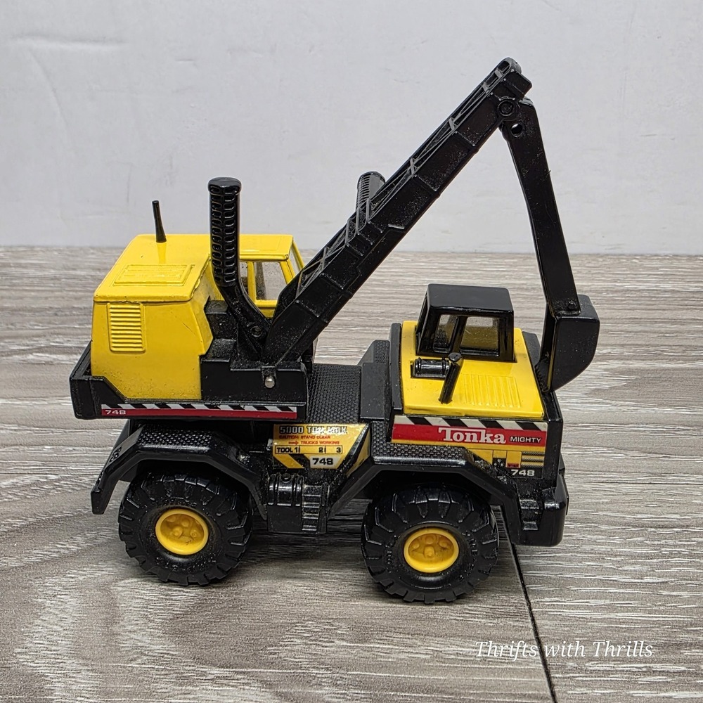 1998‎ Maisto Tonka 748 Diecast Toy